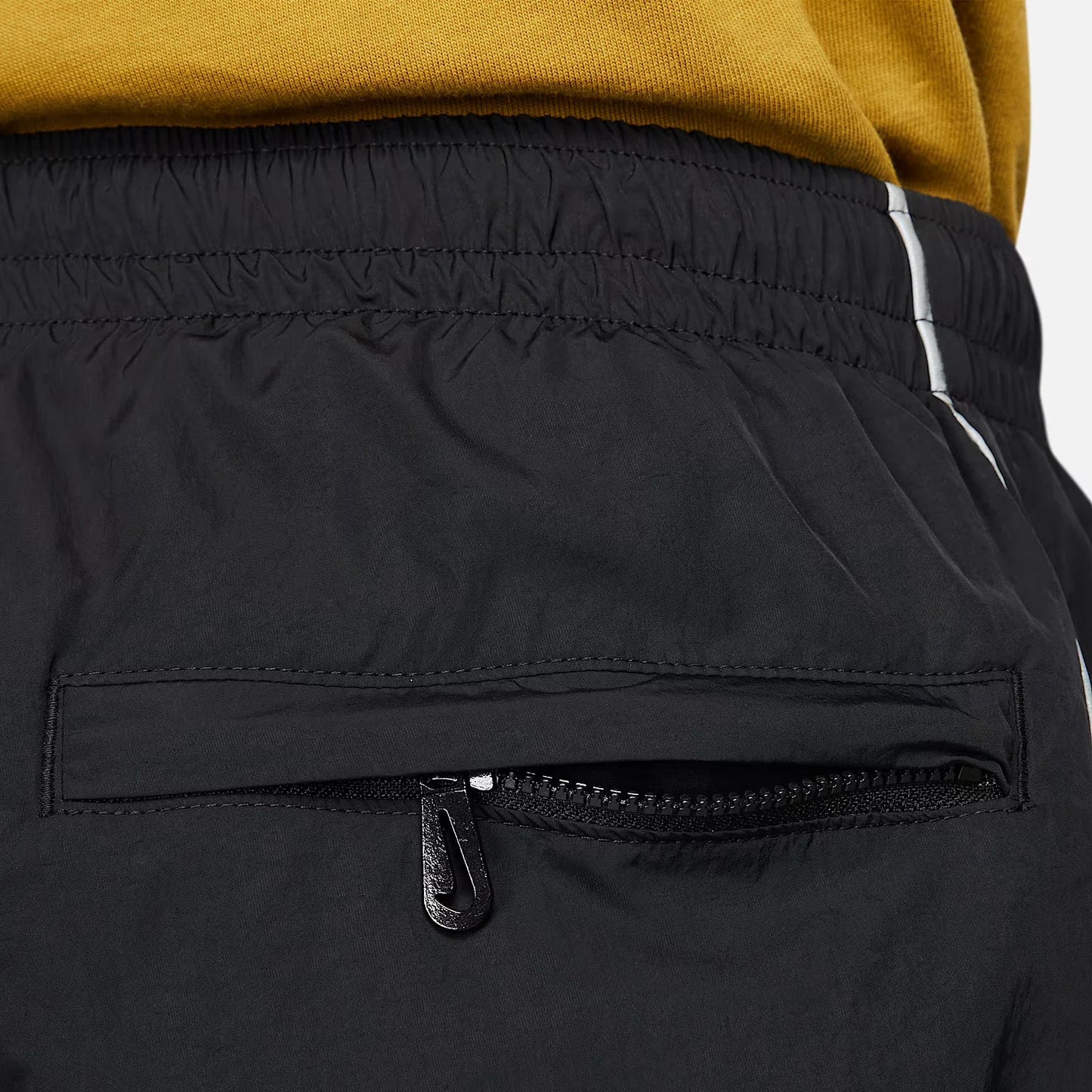 Solo Swoosh Track Pants