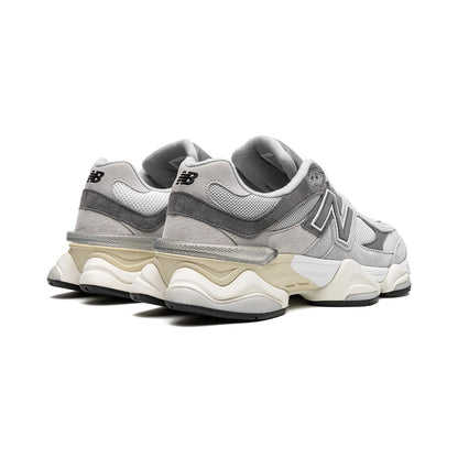 9060 Grey