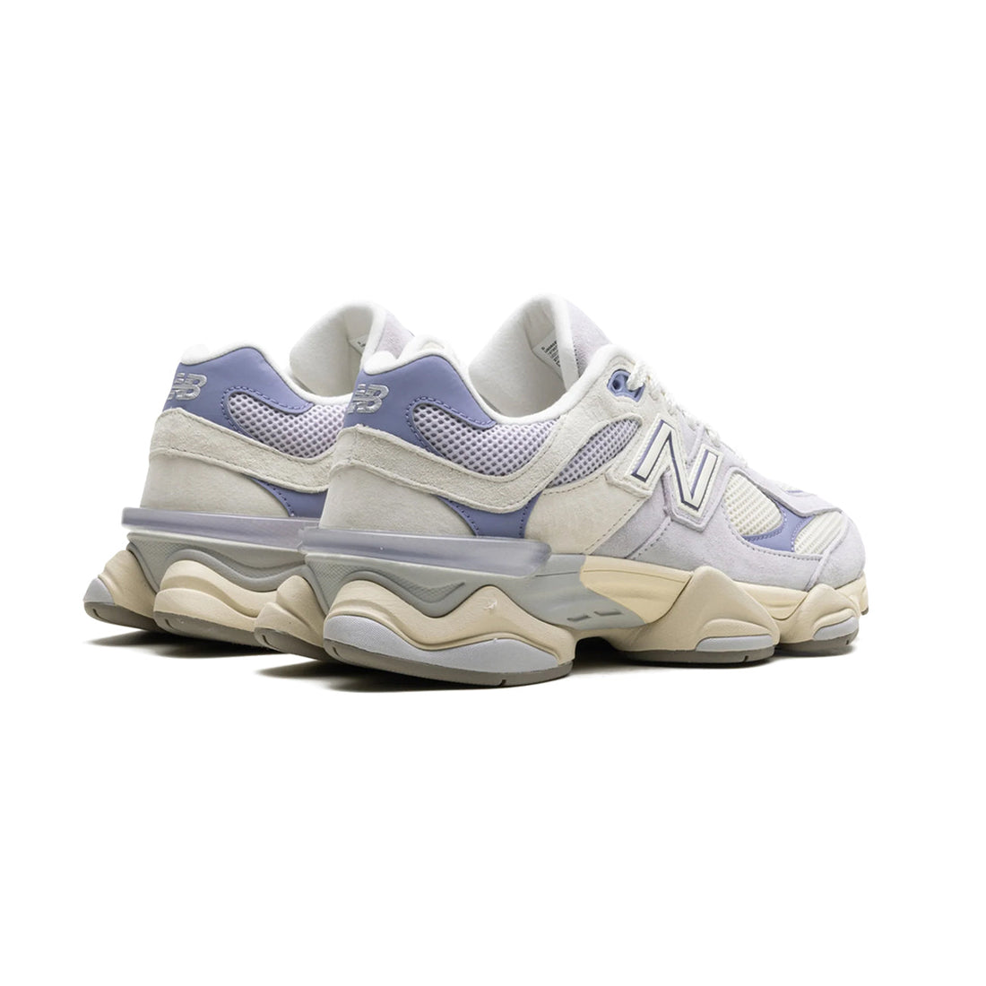 9060 Pearl Grey Linen sneaker featuring breathable mesh upper in soft grey and beige tones with subtle blue accents, suede overlays, chunky cushioned sole, and modern Y2K-inspired design.