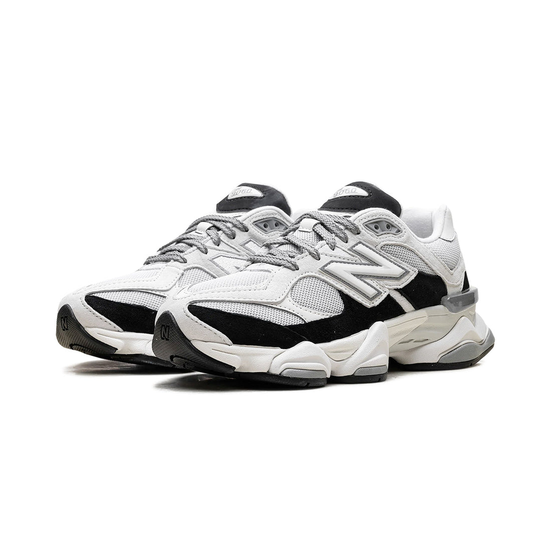 9060 Grey Jet Black sneaker featuring breathable mesh upper in grey tones with black accents, suede overlays, chunky cushioned sole, and modern Y2K-inspired design.