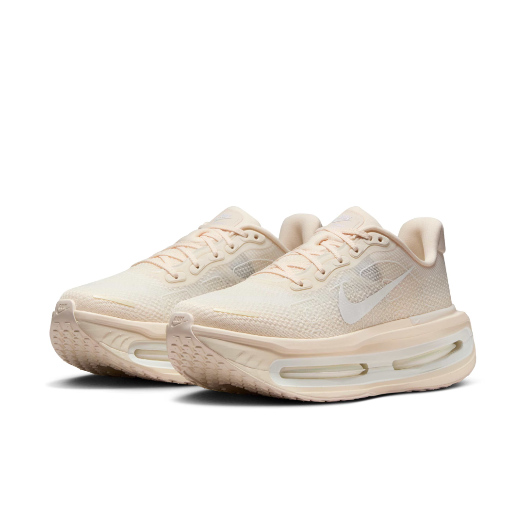 Vomero Premium Chalk sneaker featuring breathable mesh upper in soft off-white tones, cushioned sole with Air units, and modern performance-inspired design for everyday comfort.