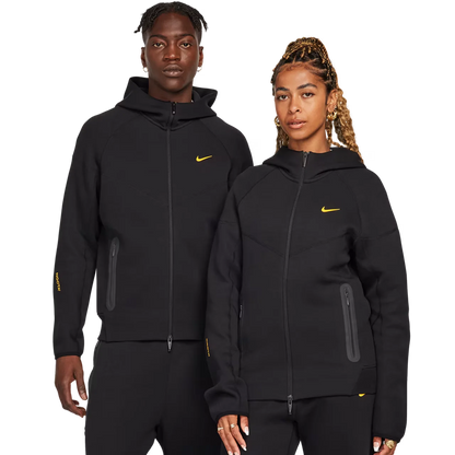 Nike x Nocta Tech Fleece Hoodie Black – men’s and women’s models wearing the full-zip hoodie showcasing unisex fit, modern sportswear style and comfort.
