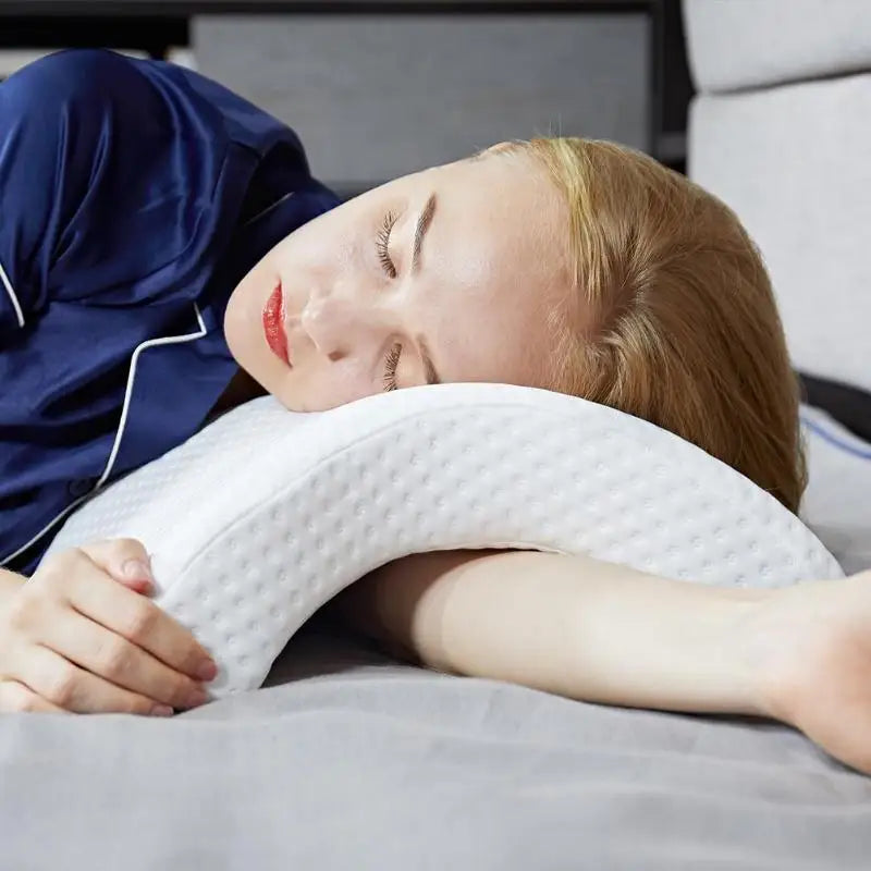 Pillow U-Shaped Curved