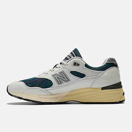 Made in UK 991v2 White & Green